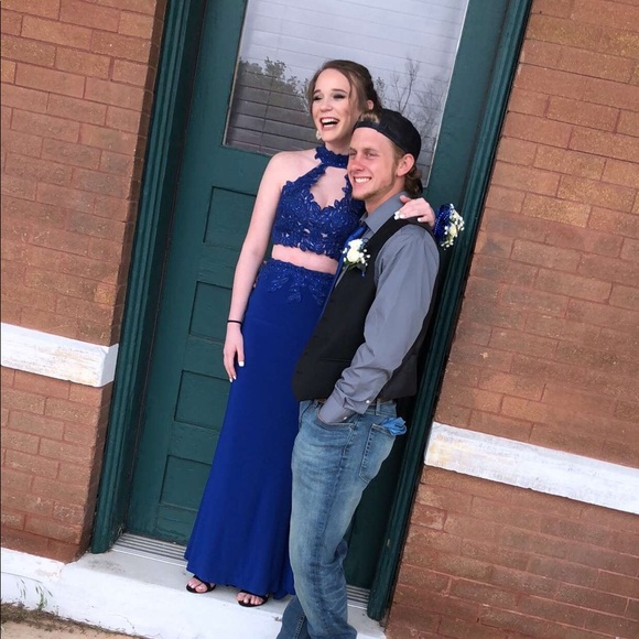 Prom Dress - Picture 1 of 3